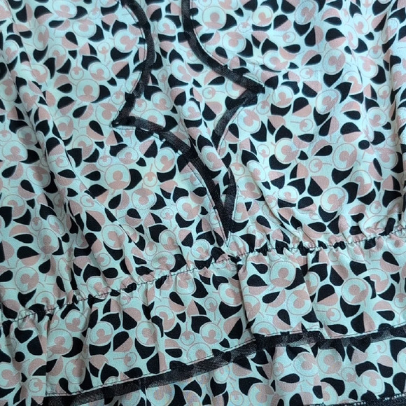 Anna Sui - Scalloped and Patterned Sleeveless Top - Picture 2 of 3